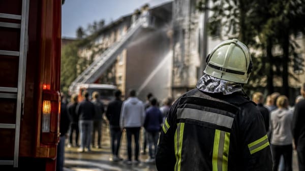 Einsatzkräfte berichten von sinkendem Respekt und neuen Herausforderungen im Umgang mit der Bevölkerung bei Feuerwehr…