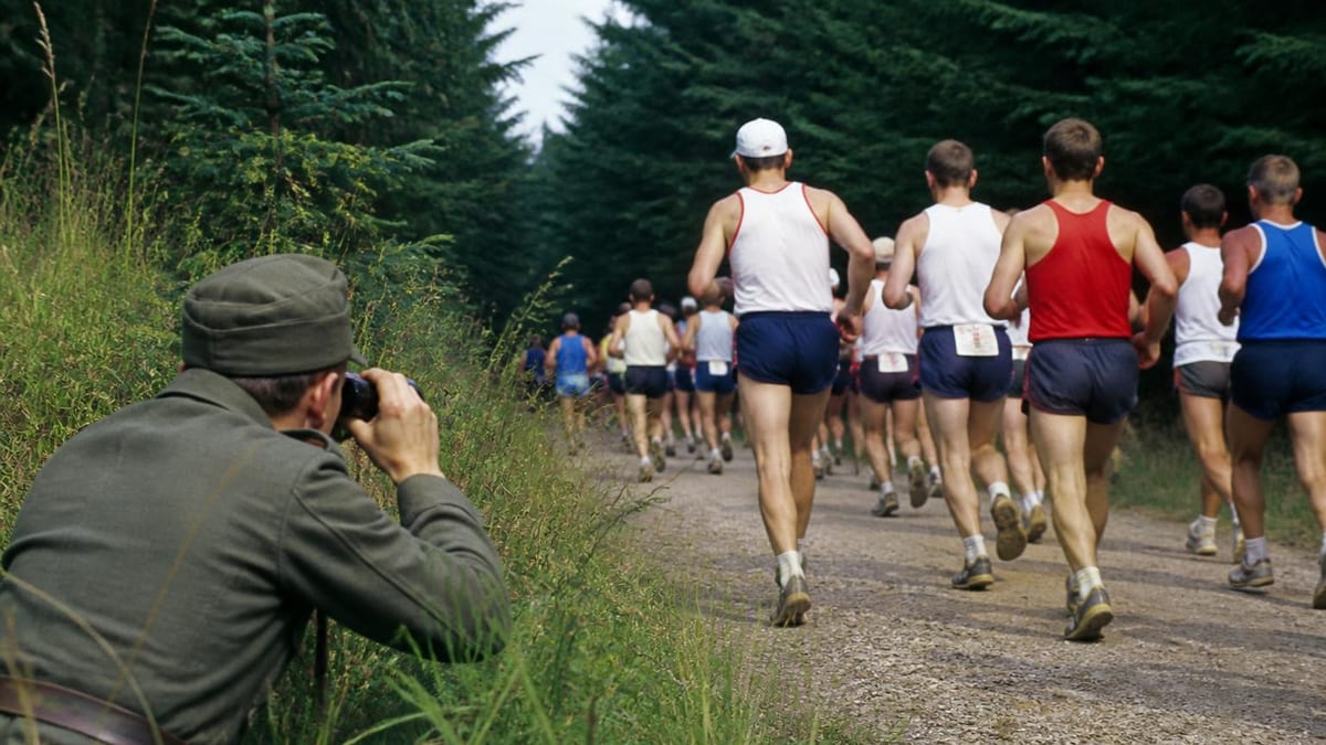Archivfunde zeigen, wie die Staatssicherheit westliche Athleten beim legendären Thüringer Lauf überwachte – und dabei