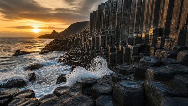 Giant's Causeway: Basaltsäulen in Nordirland entstanden durch vulkanische Aktivität vor 60 Millionen Jahren