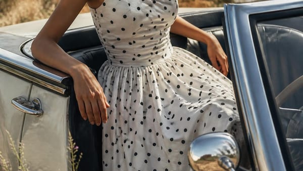 Tupfen, Punkte, Polka Dots: Der verspielte Sommertrend 2026, den schon unsere Omas feierten